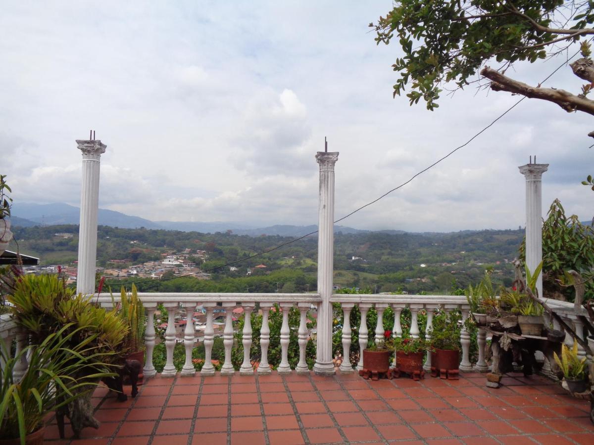Hostal Loco Locombia San Augustin Bagian luar foto