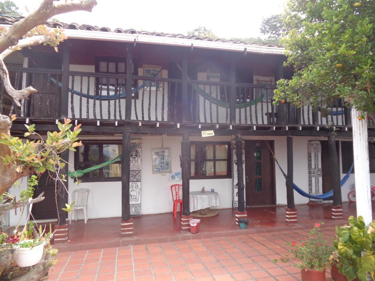 Hostal Loco Locombia San Augustin Bagian luar foto