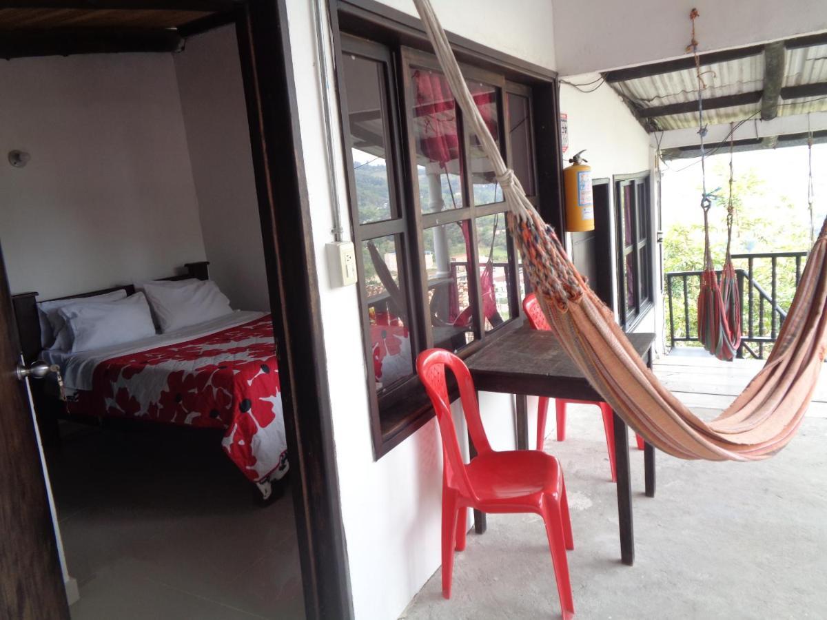 Hostal Loco Locombia San Augustin Bagian luar foto