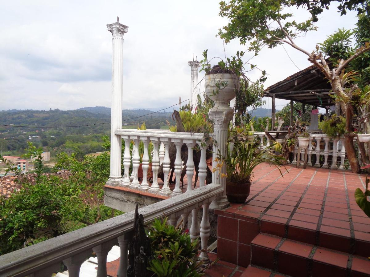 Hostal Loco Locombia San Augustin Bagian luar foto